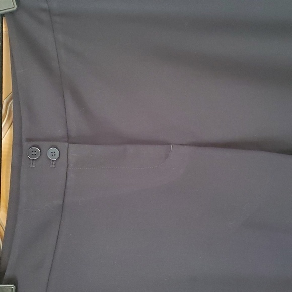 TALBOTS NWT. Black slacks,  heritage style. Size 8. Zipper front closure. - Picture 2 of 10